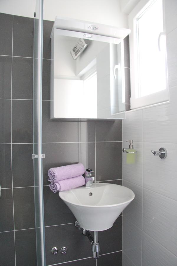 Apartment Paula With Private Jacuzzi And Parking- Near The Beach Zadar Eksteriør bilde