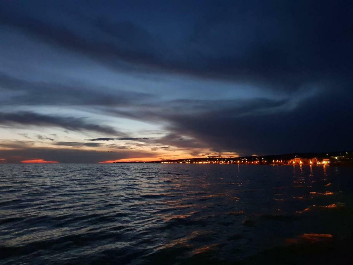 Apartment Paula With Private Jacuzzi And Parking- Near The Beach Zadar Eksteriør bilde